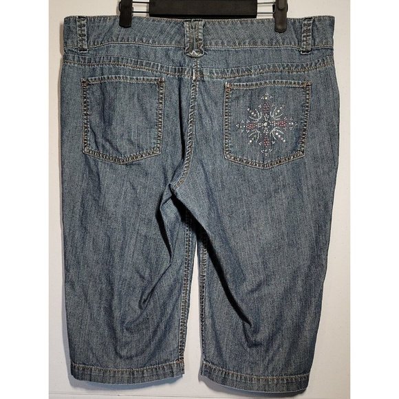 New York And Company Size 14 Denim Shorts 100% Cotton Starburst Back Pocket - Picture 4 of 8